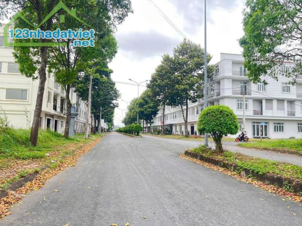 Bán nền 110m2 đường Phượng Hoàng KDC Hoàng Quân, xã Mỹ Hoà, TX Bình Minh, Vĩnh Long.