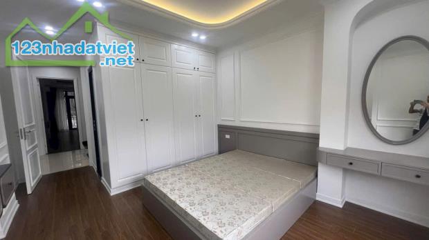 KHU ĐÔ THỊ NAM LA KHÊ HÀ ĐÔNG - DT 60M2 X 4 TẦNG - VỈA HÈ OTO ĐỖ - KINH DOANH - GIÁ 15 TỶ - 4