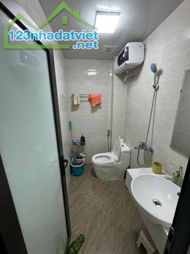 Bán nhà Thanh xuân 50m2 3T giá 8tỉ9 nhà kiên cố full nội thất - 3