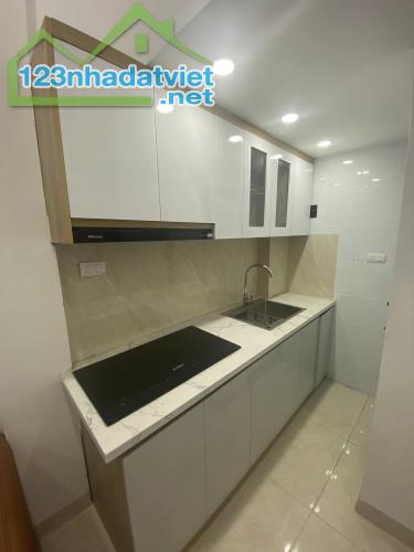 4,1 tỷ 4 tầng 3 ngủ 20m2 Minh Khai đối diện Times City sổ đỏ nét cất két - 1