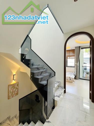 Cần bán gấp nhà Phạm Văn Chiêu P14 Gò Vấp 60m2 chỉ 3tỷ900 LH x785034814 - 2