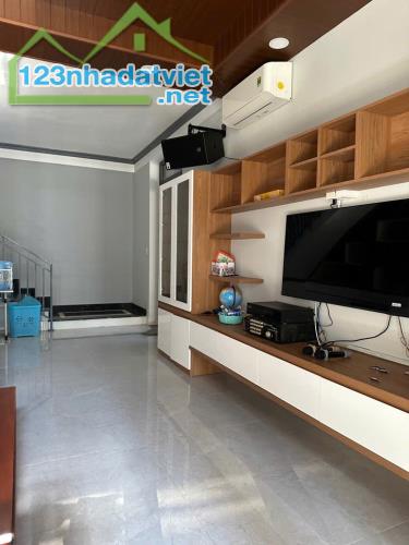 NHÀ HẺM 1 SẸC HUỲNH TẤN PHÁT , 187M2, NHỈNH 8 TỶ ( TH1015 ) - 3