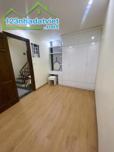 Bán nhà Cầu Diễn gần chợ, ô tô chủ thiện chí dt 32 giá 5ty 2 - 2