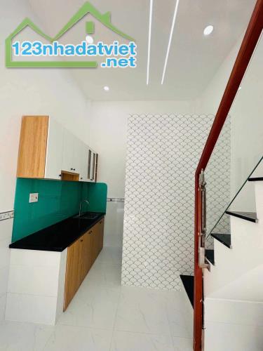 Chủ kẹt tiền bán gấp căn nhà 65m2 3PN giá 3tỷ350 Tô Hiến Thành, Quận 10 hẻm 5m sổ sẵn. - 3