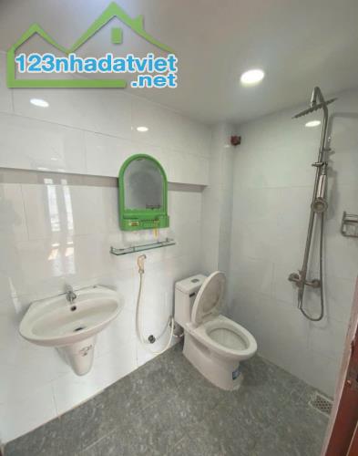 Bán nhà Q.9, 91m2, 3PN, 3WC, 6.4 tỷ, sổ đỏ - 2