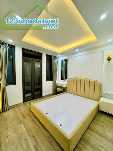 1152ĐƯỜNG LÁNG BÁN CĂN NHÀ 5TẦNG 45M2 mặt tiền 4m giá 13tỷ - 2