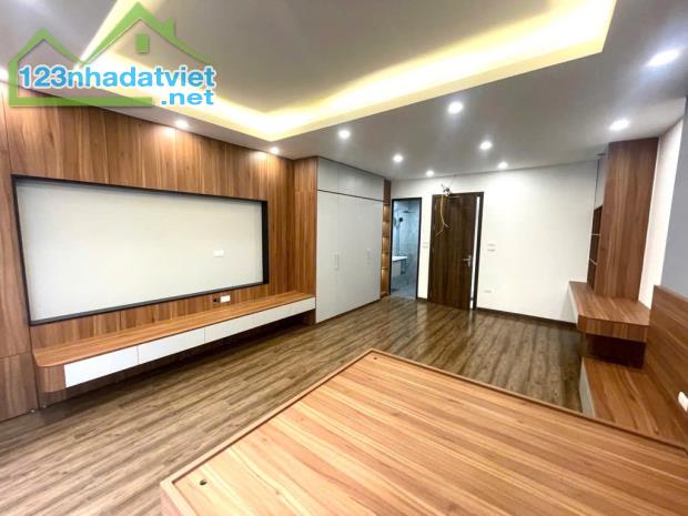 SỐ 2 KHÔNG CÓ SỐ 1 DO NHA 45M2X5T, MẶT TIỀN 4.6, Ô TÔ TRÁNH GẦN, Ở SƯỚNG, GIÁ TỐT 6 TỶ TL - 3