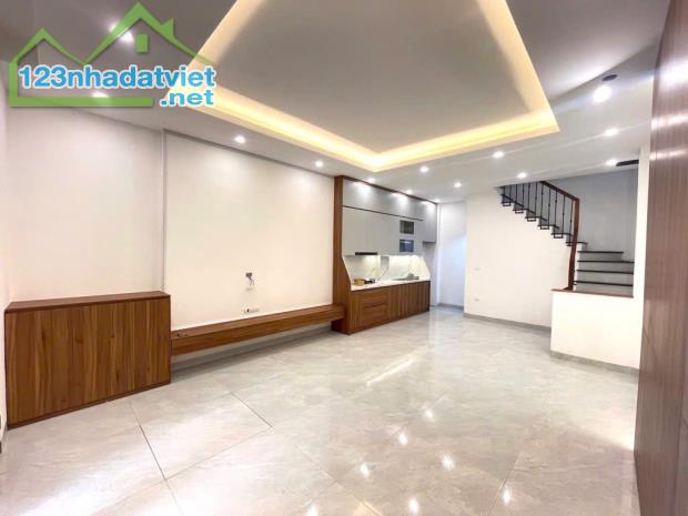SỐ 2 KHÔNG CÓ SỐ 1 DO NHA 45M2X5T, MẶT TIỀN 4.6, Ô TÔ TRÁNH GẦN, Ở SƯỚNG, GIÁ TỐT 6 TỶ TL - 2