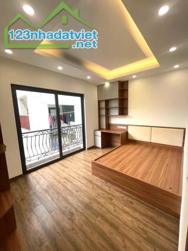 SỐ 2 KHÔNG CÓ SỐ 1 DO NHA 45M2X5T, MẶT TIỀN 4.6, Ô TÔ TRÁNH GẦN, Ở SƯỚNG, GIÁ TỐT 6 TỶ TL - 1