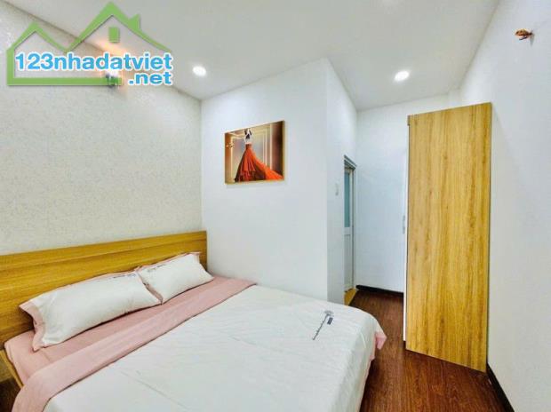 ĐƯỜNG NGUYỄN VĂN KHỐI, 1 TRỆT 1 LẦU, 2PN, HƯỚNG ĐÔNG NAM GIÁ CHỈ 3.38 TỶ - 4