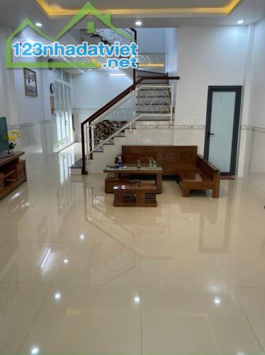 BÁN NHÀ MẶT PHỐ KINH DOANH l-PHAN ĐÌNH PHÙNG TÂN PHÚ- 77M2 5M X 14M GIÁ 14.2 TỶ