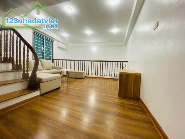 Nhà đẹp, lô góc đường 19.5, Hà Đông, 42m2, 5T, oto, KD, giá rẻ nhỉnh 9 tỷ. - 1