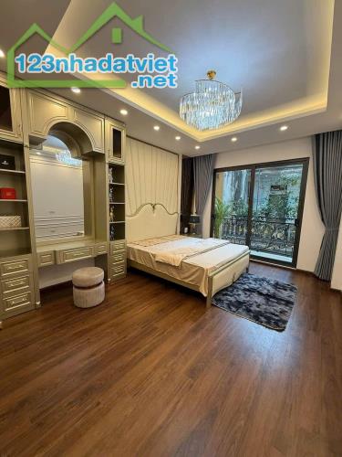 Bán nhà Xuân La - Tây Hồ 30m² x 5T - thang máy - MT 3.8m - giá 6.55 tỷ. - 1