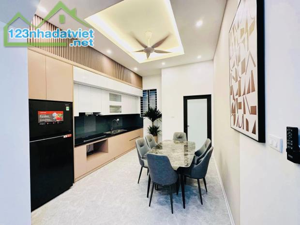 Nhà đẹp miễn chê! Chùa Láng, ô tô tránh, dừng đỗ, 61m2*7T thang máy - 1