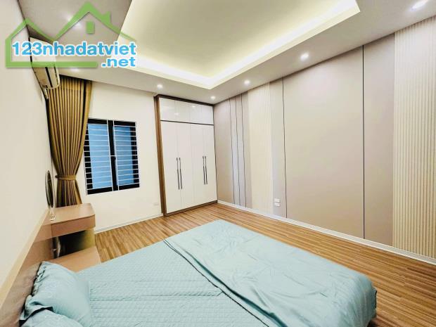 Nhà đẹp miễn chê! Chùa Láng, ô tô tránh, dừng đỗ, 61m2*7T thang máy - 2