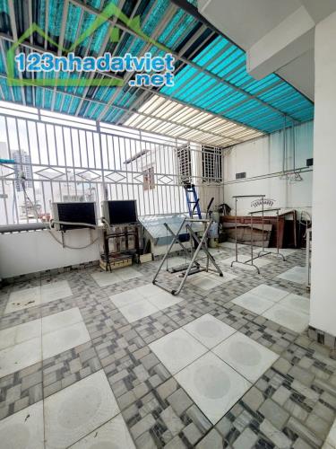 Bán nhà quận 10, đường Tô Hiến Thành, 90m2, 4 tầng, hẻm xe hơi, 11.5 tỷ