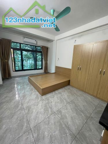 Cho thuê CCMN view hồ tại ngõ 189 Nguyễn Ngọc Vũ, Trung Hoà, Cầu Giấy, Hà Nội - 3