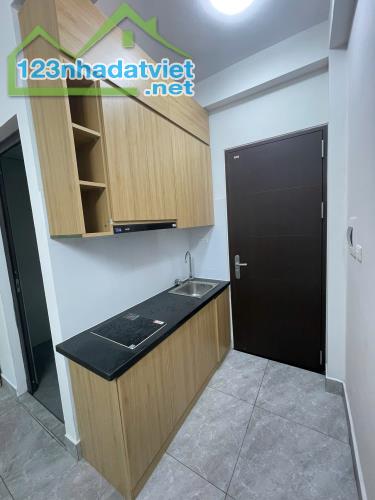 Cho thuê CCMN view hồ tại ngõ 189 Nguyễn Ngọc Vũ, Trung Hoà, Cầu Giấy, Hà Nội - 2