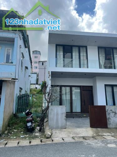 Bán Đất mặt tiền đường Đồng Tâm phường 4 Đà Lạt. 246m² đất thổ cư - 2