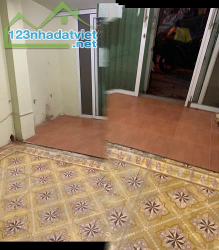 TẬP THỂ TẦNG 1 - NGHĨA TÂN – 45M2 - GIÁ 3.45 TỶ – KINH DOANH – NGÕ THÔNG - 1