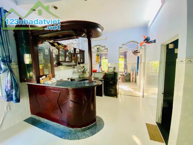 CHỦ GỬI: NHÀ GẦN TRƯỜNG CAO ĐẲNG ĐIỆN LỰC, Q12, 270M2, HXH, 2 TẦNG CHỈ 4TY950