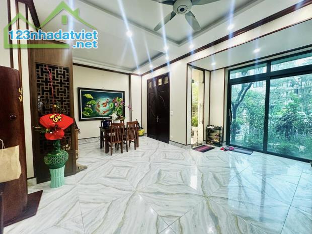 Bán nhà ngõ 114 Trung Kính, Cầu Giấy, 80m2, vỉa hè, phân lô, vườn hoa, ô tô, 29.7 tỷ - 3