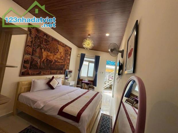 CHÍNH CHỦ CẦN BÁN NHANH KHÁCH SẠN VỊ TRÍ ĐẸP GIÁ ĐẦU TƯ TẠI Hoàng Diệu - Đà Lạt - 4