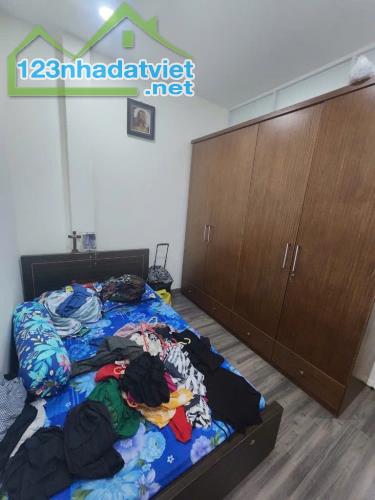 BÁN NHÀ THỐNG NHẤT GV - NGAY KHU TRUNG TÂM  - GẦN NGÃ 4 VỚI QUANG TRUNG - DT 45M² - 2 TẦNG - 5
