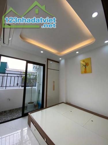 Bán căn hộ Giải Phóng 50m2, 2 ngủ, 1.85 tỷ - 1