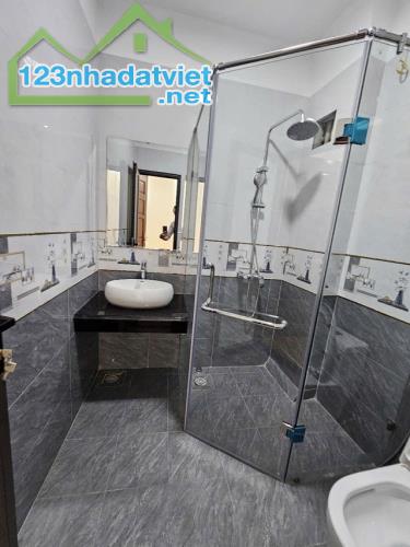 NHÀ 35M2*5T ĐẠI LA, NGÕ XE BA GÁC, GẦN MẶT PHỐ - 4