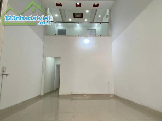 Bán nhà 2 tầng, diện tích 107m², giá 8,2 tỷ tại Thạnh Mỹ Lợi, Quận 2 - 4