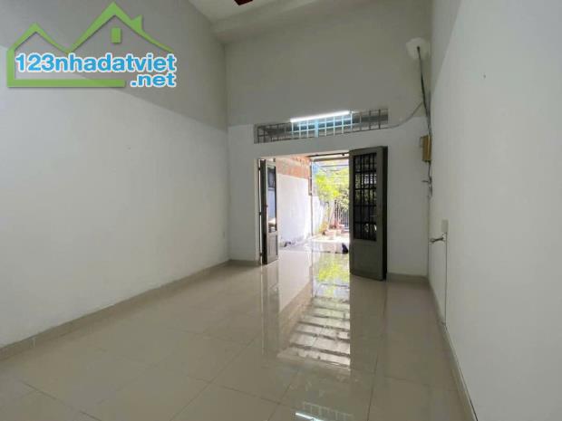 Bán nhà 2 tầng, diện tích 107m², giá 8,2 tỷ tại Thạnh Mỹ Lợi, Quận 2 - 5