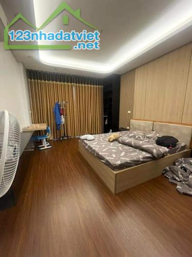 HIẾM NHÀ BÁN KHU QUẬN ỦY ĐỐNG ĐA NHÀ ĐẸP DT64m2X5T VỈA HÈ, Ô TÔ KINH DOANH - 1