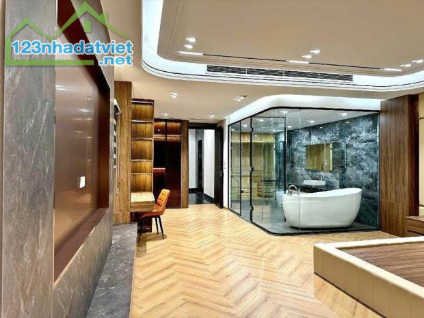 BÁN GẤP NHÀ PHỐ NGUYÊN HỒNG, PHÂN LÔ Ô TÔ TRÁNH_DT 60M2, 7 TẦNG, MT 4.5M, 26.5TỶ