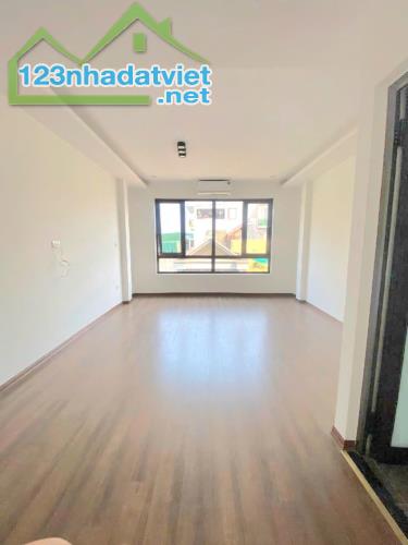 BÁN NHÀ MẶT PHỐ KINH DOANH, Ô TÔ VÀO NHÀ, 7 TẦNG THANG MÁY, 40M2 GIÁ 12 TỶ - 4