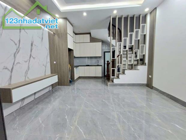 Bán nhà phố Thuỵ khuê,  DT 40m, 5T, 8,5 tỷ Tây hồ. - 1