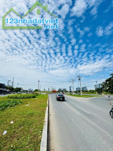 Chỉ 45 Tỷ-Bán Nhà Mặt Tiền Lương Định Của,Q2 DT:(7mx14m) 1 Trệt 2 Lầu-Ngay Góc Vòng Xoay - 1