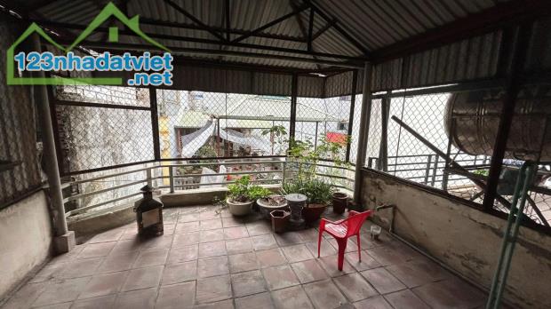 CẦN BÁN GẤP NHÀ KIM NGƯU - 2 THOÁNG - 30M RA MẶT PHỐ - GIÁ CHỈ 8.4 TỶ - SĐCC