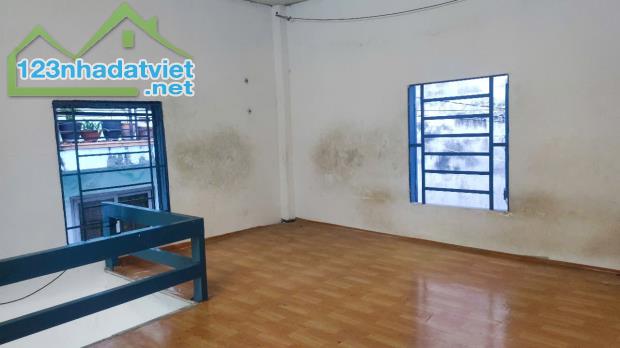 CHO THUÊ PHÒNG TRỌ 14 m2 đường Lê Văn Việt - 2