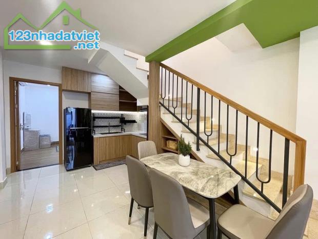 Hẻm Ô TÔ VIP Trần Xuân Soạn Q7 - Nhà đẹp mới keng - 46m2 - 4.x TỶ TL - 1