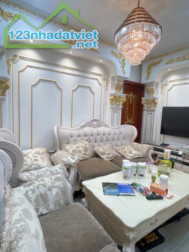 NGÃ TƯ 7 HIỀN. SIÊU PHẨM VIP CỦA VÍP CHỢ TÂN BÌNH 26 TỶ. TÂN XUÂN. PHƯỜNG 8 QUẬN TÂN BÌNH.