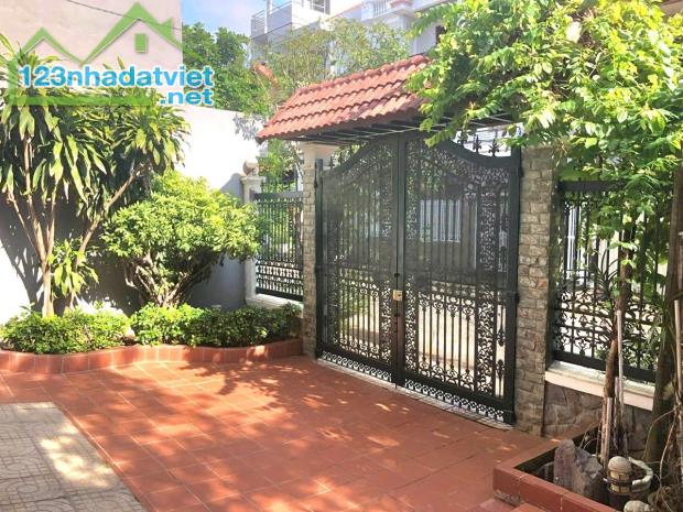 Bán Nhà Mặt Tiền Đường 45, 352m2, 16 X 22, 3 Tầng, Chỉ 34 Tỷ, Bình Thuận, Quận 7 - 1