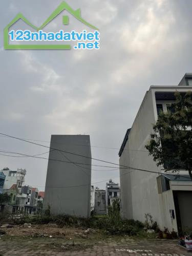 Bán Đất KĐT Hà Khánh A Trục 21m,P.Cao Xanh. DT:90m2,MT:6m - 5