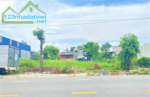 BÁN NHANH 25X45= 1125M2 ĐẤT ĐỐI DIỆN TRƯỜNG HỌC GẦN KCN TIỆN MỞ QUÁn. 180 TR