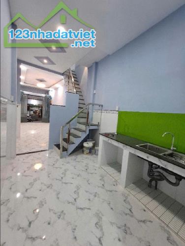 Ngay Vòng Xoay Lê Đại Hành, hẻm 6m thông, 35m2, Nhỉnh 4 Tỷ - 2