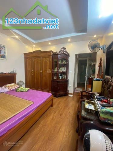 S.iê.u Phẩ.m KIM GIANG- NGÕ THÔNG - Ô TÔ ĐỖ CỬA – DT:  43M2, 6 tỷv - 2