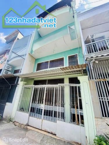 DT RỘNG GIÁ TỐT- NGAY AEON  - HẺM 4M THÔNG  - 58M -  - 3 TẦNG - 3PN NHỈNH 5 ĐỒNG