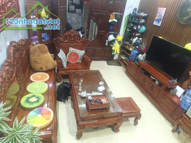 Lô góc Phú Đô nhà đẹp 35m2, 5T kd, ô tô gần, 3 thoáng, full nt, sổ vuông đẹp 8.35tỷ. - 1
