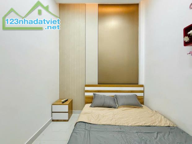 Bán nhà hẻm 3m sát HXH đường Bùi Quang Là, P.12, 3,3 x 10, 2 tầng giá 3.8 tỷ tl - 4
