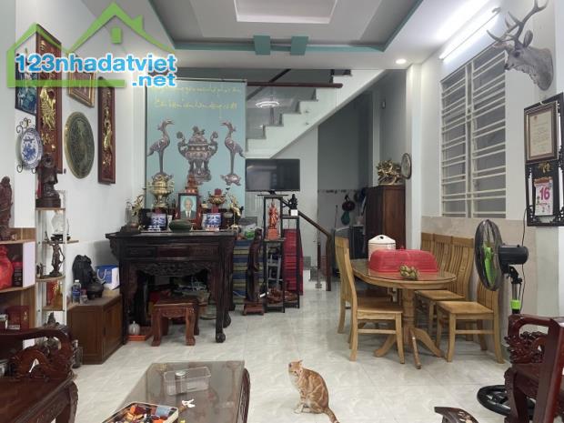 Bán nhà 120m2, Hẻm xe hơi Đường Dương Đức Hiền, Quận Tân Phú - 1